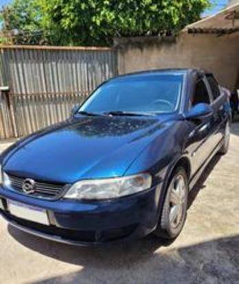 CHEVROLET VECTRA 2.0 MPFI EXPRESSION 8V GASOLINA 4P MANUAL