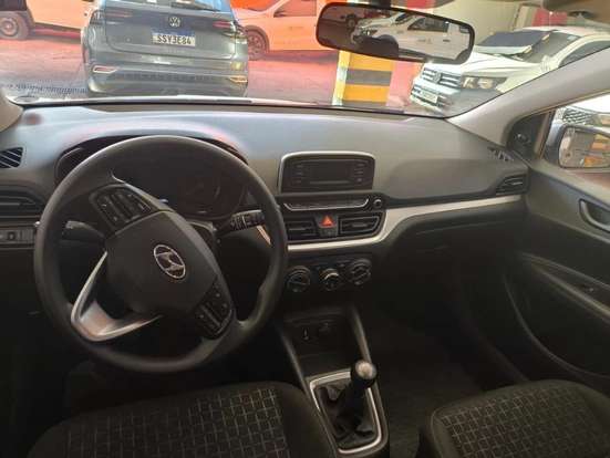 HYUNDAI-HB20-2024