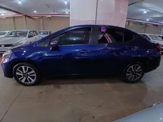 NISSAN-VERSA-2023
