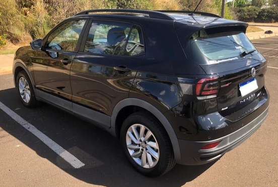 VOLKSWAGEN-T-CROSS-2020