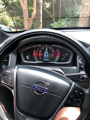 VOLVO-XC60-2013