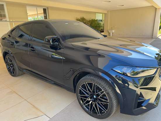BMW-X6-2023