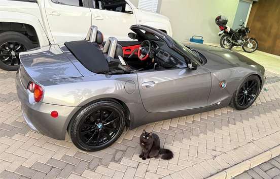 BMW-Z4-3.0 ROADSTER I6 24V GASOLINA 2P AUTOMÁTICO BMW-Z4-2002