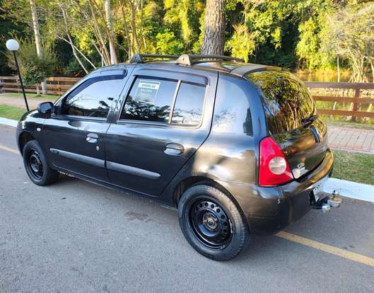 RENAULT-CLIO-2007