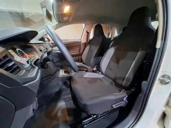 VOLKSWAGEN-POLO-2023