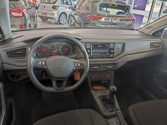 VOLKSWAGEN-POLO-2023