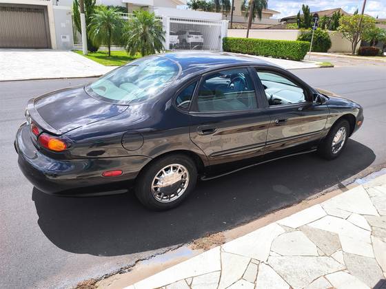FORD TAURUS 3.0 LX V6 24V GASOLINA 4P AUTOMÁTICO