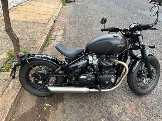 TRIUMPH-BONNEVILLE BOBBER 1200-2023