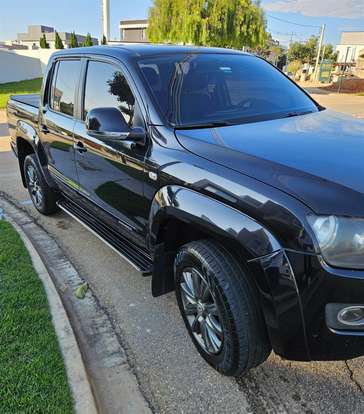 VOLKSWAGEN-AMAROK-2.0 HIGHLINE 4X4 CD 16V TURBO INTERCOOLER DIESEL 4P AUTOMÁTICO VOLKSWAGEN-AMAROK-2015