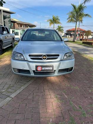 CHEVROLET ASTRA 2.0 MPFI ADVANTAGE SEDAN 8V FLEX 4P AUTOMÁTICO