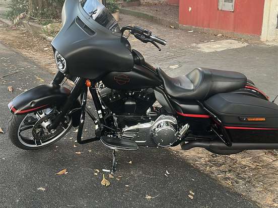 HARLEY-DAVIDSON-STREET GLIDE HARLEY-DAVIDSON-STREET GLIDE-2013