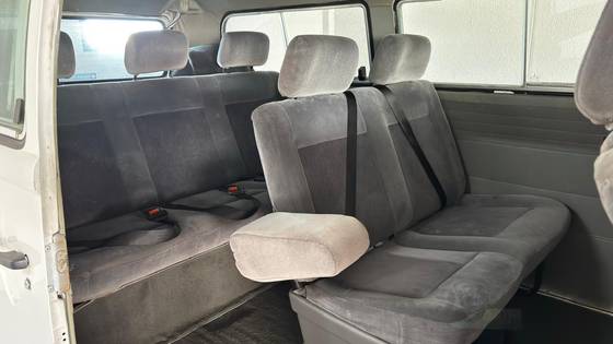 VOLKSWAGEN KOMBI 1.6 MI CARAT 8V GASOLINA 3P MANUAL