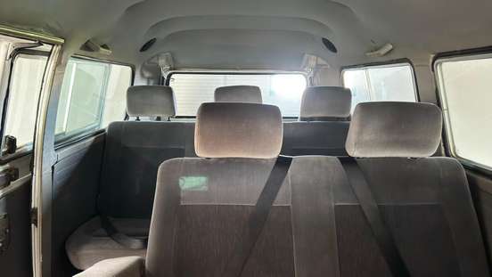 VOLKSWAGEN-KOMBI-1.6 MI CARAT 8V GASOLINA 3P MANUAL VOLKSWAGEN-KOMBI-1998