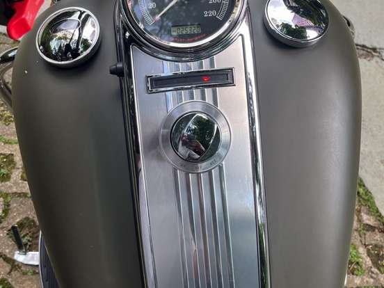 HARLEY-DAVIDSON-ROAD KING POLICE HARLEY-DAVIDSON-ROAD KING POLICE-2013