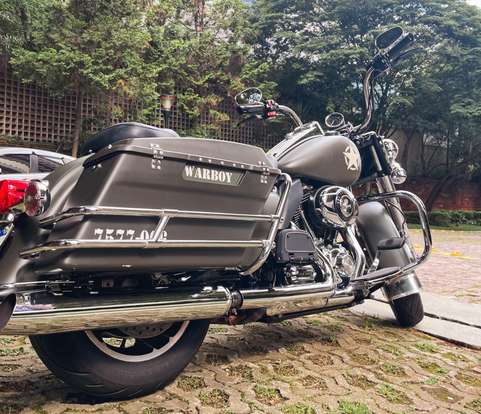 HARLEY-DAVIDSON-ROAD KING POLICE-2013