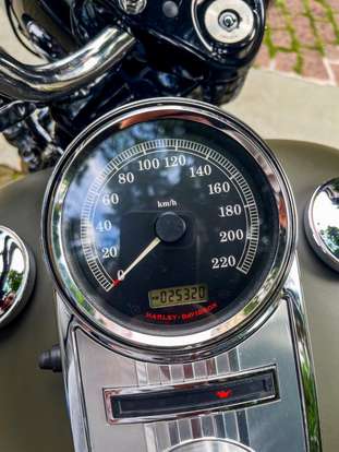 HARLEY-DAVIDSON-ROAD KING POLICE-2013