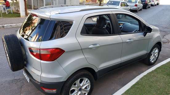 FORD-ECOSPORT-2013
