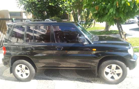 MITSUBISHI-PAJERO-2003