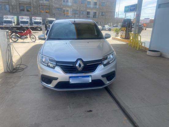 RENAULT-SANDERO-2019