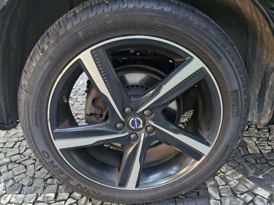 VOLVO-XC60-2.0 T6 R DESIGN TURBO GASOLINA 4P AUTOMÁTICO VOLVO-XC60-2015