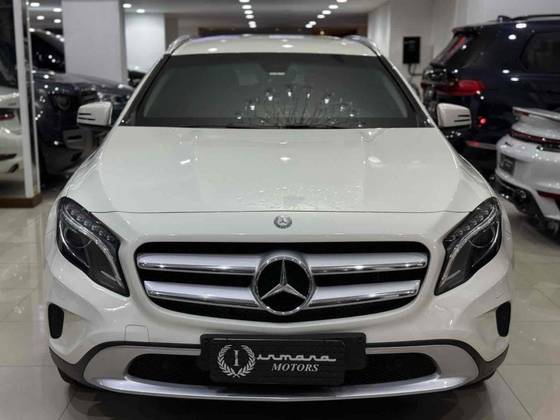 MERCEDES-BENZ GLA 200 1.6 CGI STYLE 16V TURBO FLEX 4P AUTOMÁTICO
