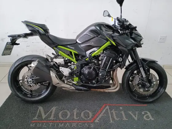 KAWASAKI Z900 