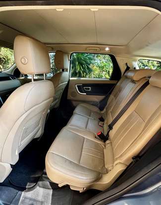 LAND ROVER-DISCOVERY SPORT-2018