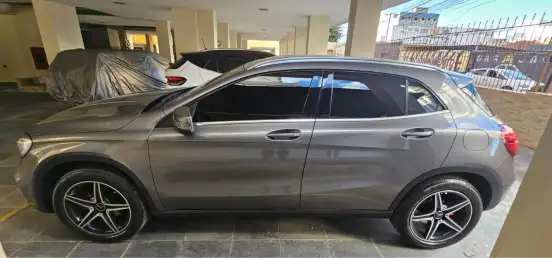 MERCEDES-BENZ-GLA 200-2019