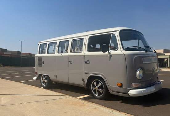 VOLKSWAGEN-KOMBI-1.6 STD 8V GASOLINA 3P MANUAL VOLKSWAGEN-KOMBI-1997