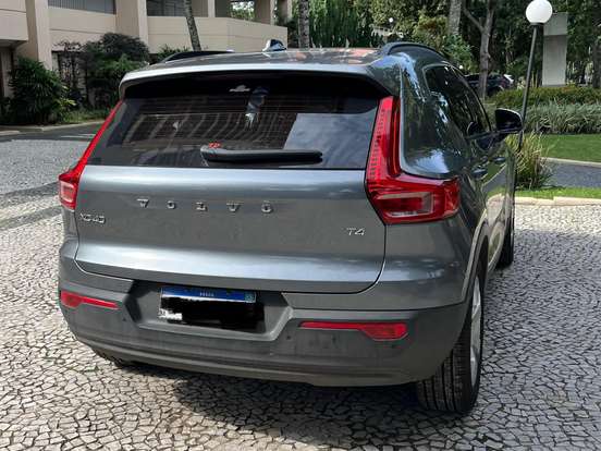 VOLVO-XC40-2.0 T4 GASOLINA GEARTRONIC VOLVO-XC40-2018