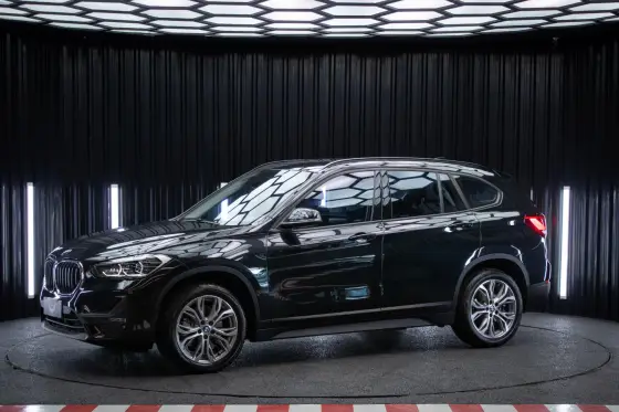BMW X1 2.0 16V TURBO ACTIVEFLEX SDRIVE20I 4P AUTOMÁTICO BMW X1 2.0 16V TURBO ACTIVEFLEX SDRIVE20I 4P AUTOMÁTICO