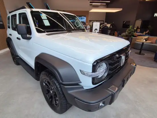 GWM-TANK 300-2.0 HI4-T PHEV 4X4 9HAT GWM-TANK 300-2025