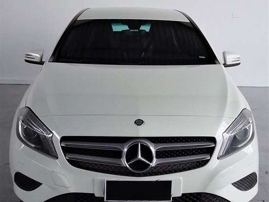 MERCEDES-BENZ-A 200-1.6 TURBO URBAN 16V GASOLINA 4P AUTOMÁTICO MERCEDES-BENZ-A 200-2013