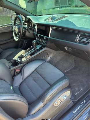 PORSCHE-MACAN-2023