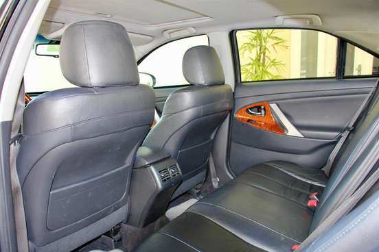 TOYOTA-CAMRY-2010
