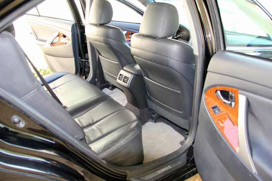 TOYOTA-CAMRY-2010