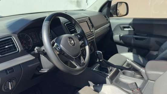 VOLKSWAGEN-AMAROK-2017