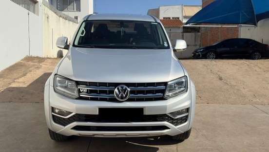 VOLKSWAGEN-AMAROK-2017