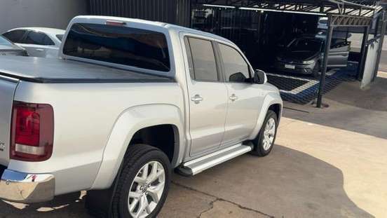 VOLKSWAGEN-AMAROK-2017
