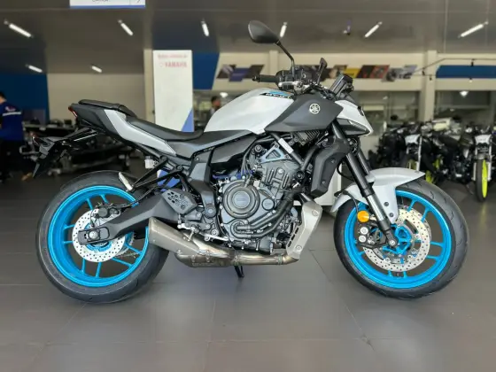 YAMAHA MT-07 CONNECTED ABS YAMAHA MT-07 CONNECTED ABS