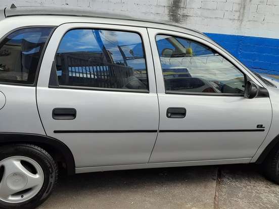 CHEVROLET-CORSA-1.4 EFI GL 8V GASOLINA 4P MANUAL CHEVROLET-CORSA-1995
