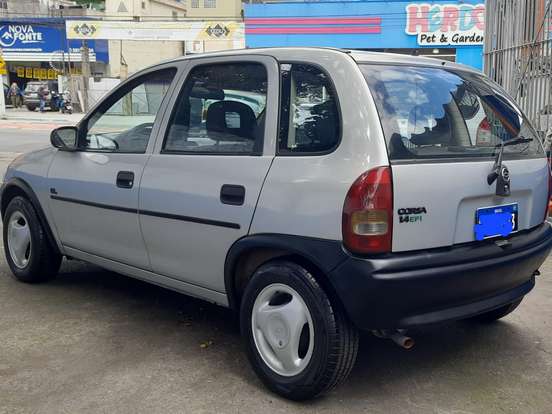 CHEVROLET-CORSA-1.4 EFI GL 8V GASOLINA 4P MANUAL CHEVROLET-CORSA-1995