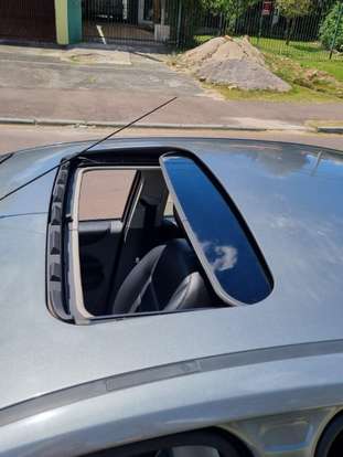 FORD-FOCUS-2010