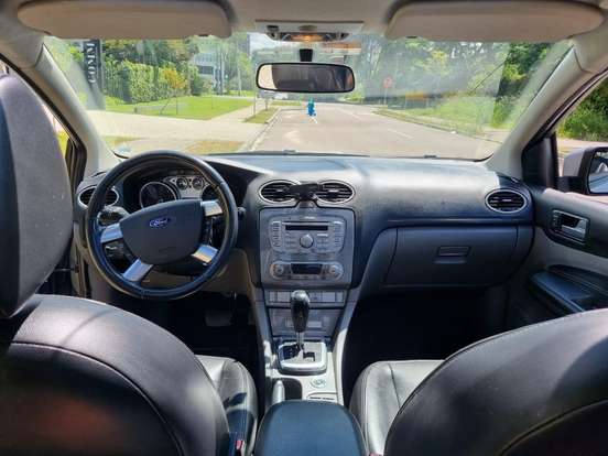 FORD-FOCUS-2.0 GHIA 16V FLEX 4P AUTOMÁTICO FORD-FOCUS-2010