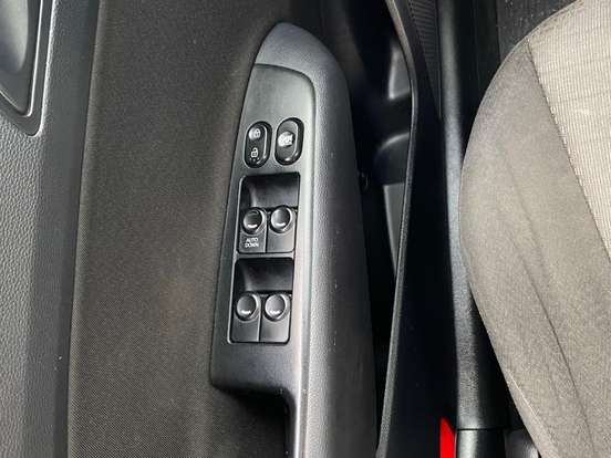 HYUNDAI-HB20-1.0 COMFORT PLUS 12V FLEX 4P MANUAL HYUNDAI-HB20-2018