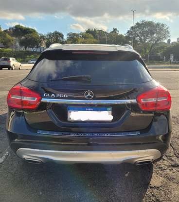 MERCEDES-BENZ-GLA 200-2015