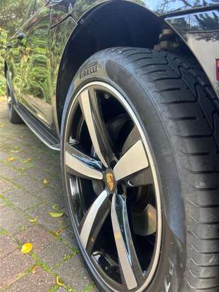PORSCHE-MACAN-2024