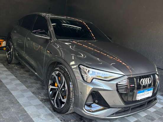 AUDI-E-TRON-ELÉTRICO SPORTBACK PERFORMANCE BLACK QUATTRO AUDI-E-TRON-2022