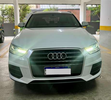 AUDI-Q3-2018