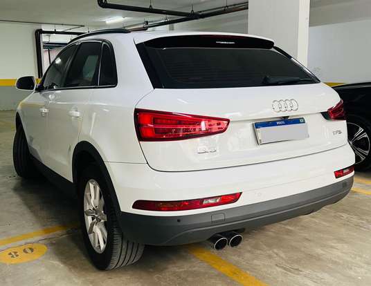AUDI-Q3-2018